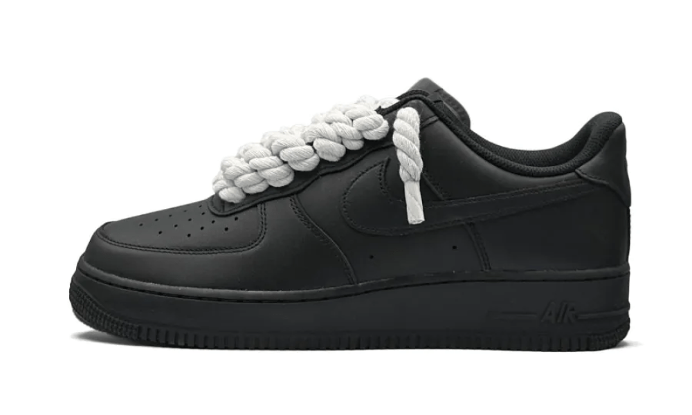 NIKE AIR FORCE 1 LOW 07 TRIPLE BLACK / WHITE ROPE LACES